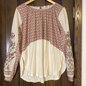 Gimmicks long sleeve top